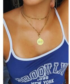Hanger met naam graveren goud kleurig vriend, vriendin kind ronde hanger met ketting