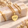 Ketting initialen goud kleurig Ketting met hartje 2 initialen graveren hartje met ketting