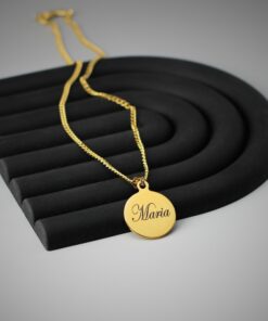 Hanger met naam graveren goud kleurig vriend, vriendin kind ronde hanger met ketting