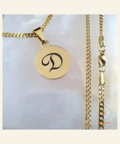 Collier avec initiales et pendentif en titane Collier avec initiales gravées couleur or