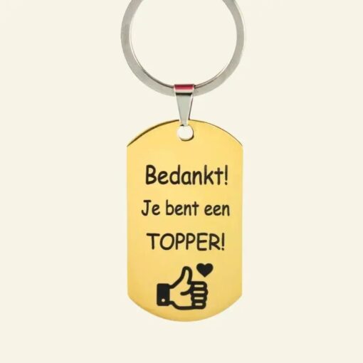 Sleutelhanger laten maken - Ontwerp je eigen custom Titanium sleutelhanger laten graveren goudkleurig