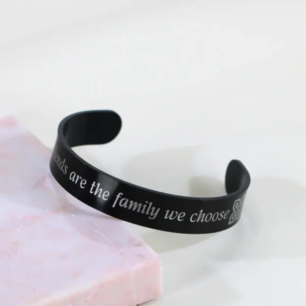 Sklavenarmband Herren Titan mit Text schwarz