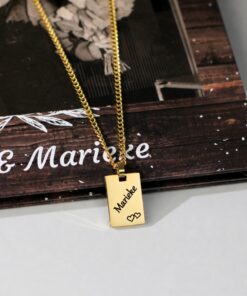 Gepersonaliseerde vierkante hanger met ketting